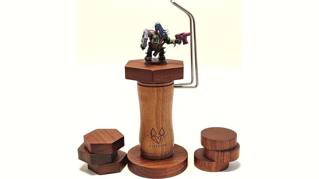 convenient holder for miniature painting