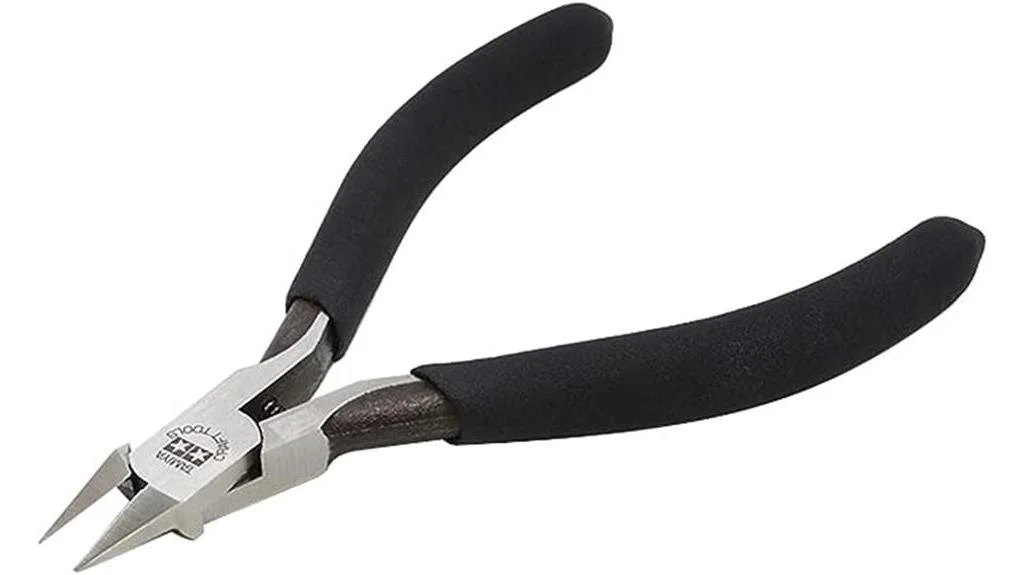 precision cutting tool for model making