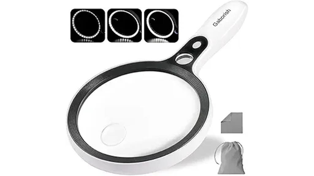 illuminated handheld magnifying glass