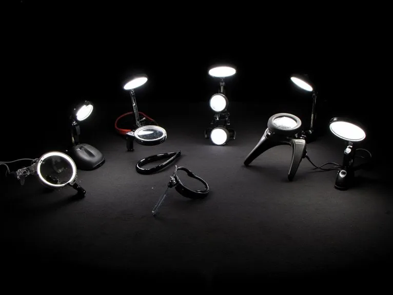 lighted magnifying glasses reviewed