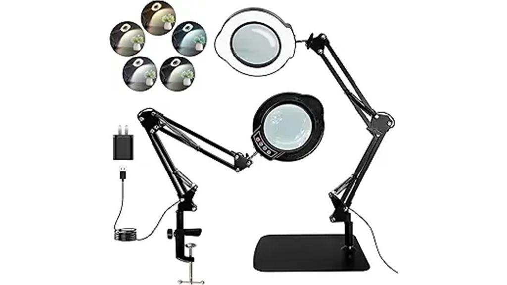 magnifying glass with illumination