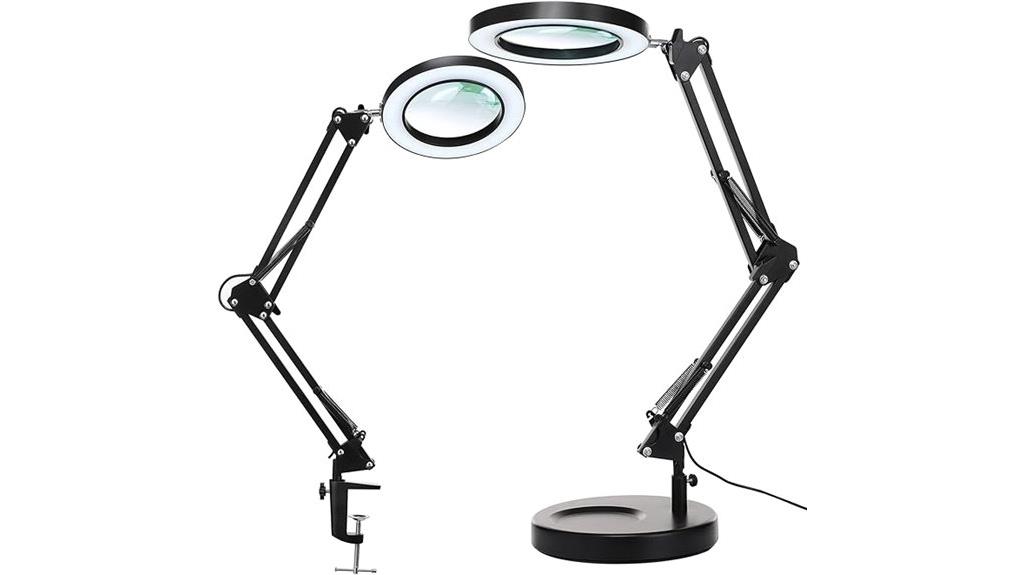 magnifying glass with light