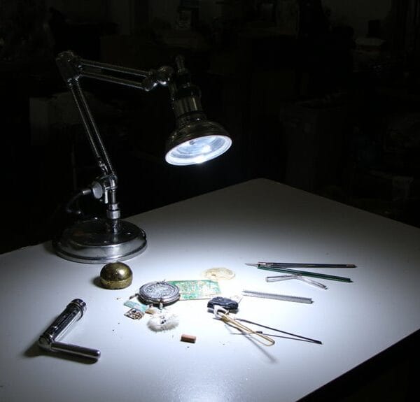 magnifying lamps for precision