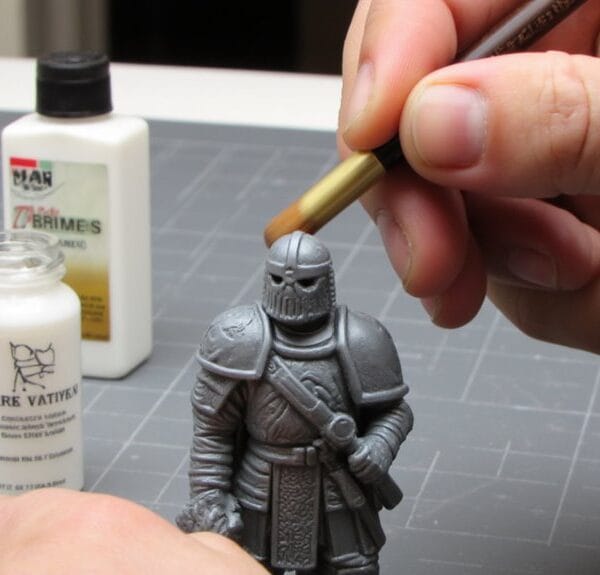 protecting painted miniatures effectively